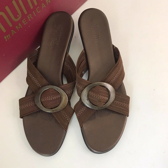 munro jamie copper fabric slip on heeled sandals size 8.5 N Worn Once (8) - Picture 2 of 6